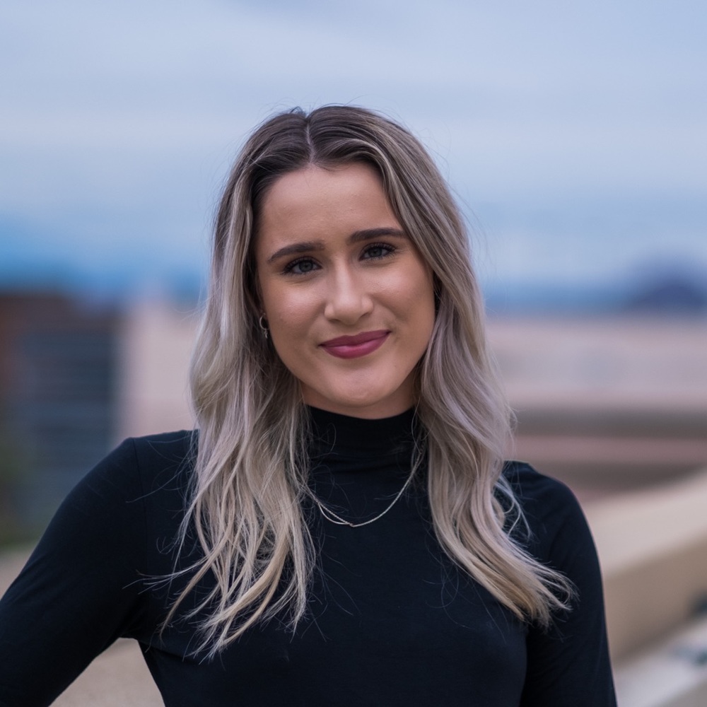 Meet your Posher, Chloe